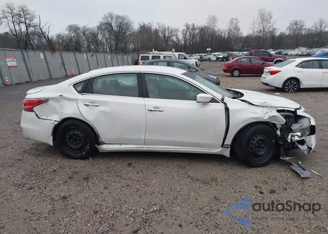 2014 Nissan Altima 2.5 S z USA, uszkodzony, nr VIN 1N4AL3AP5EN378341